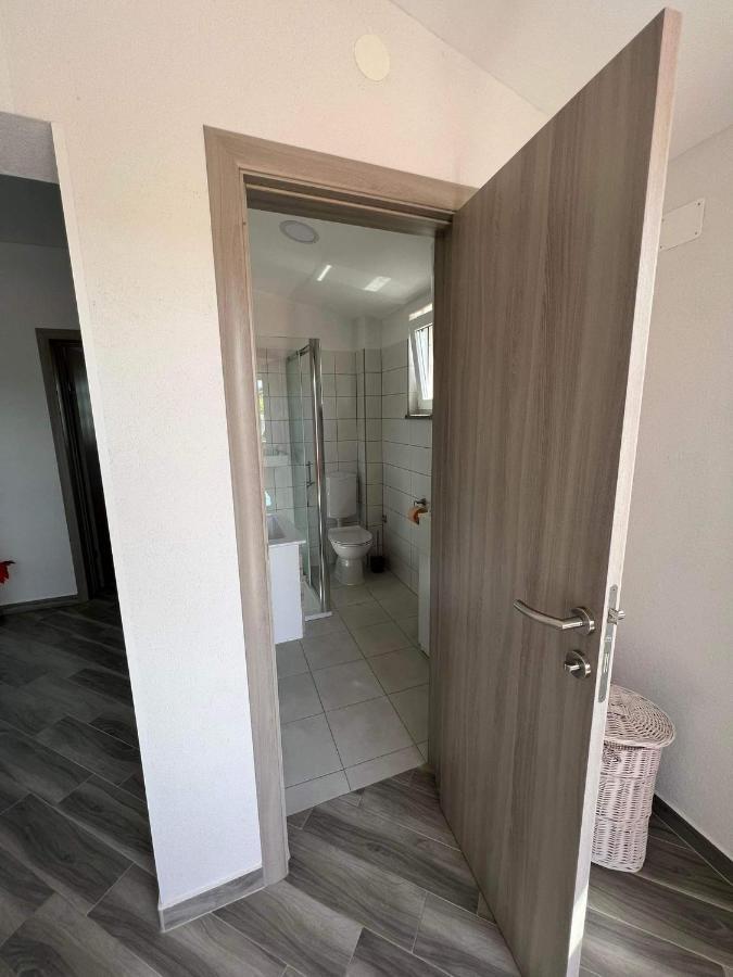 Apartment ˝Soleil˝ Vir Exterior foto